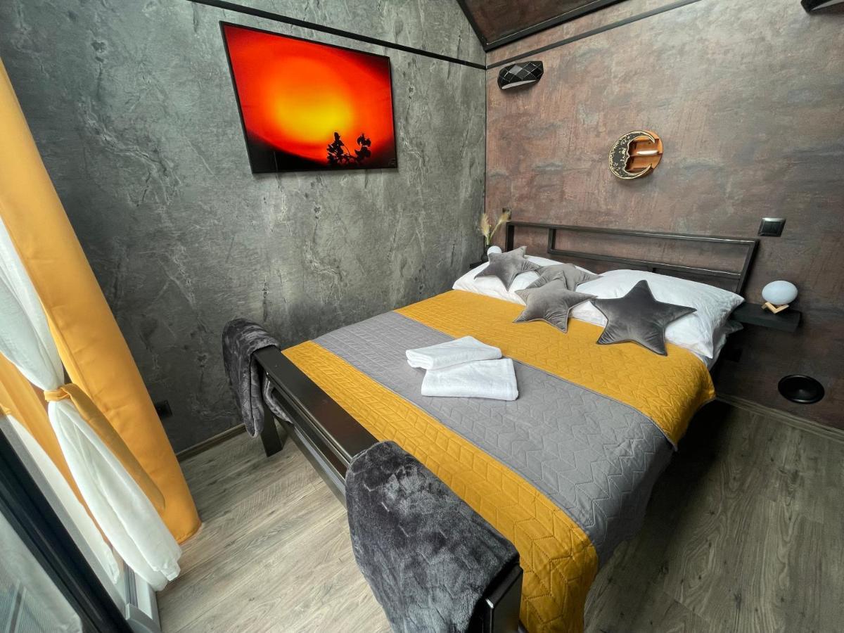 Moon Hill'S Lord Apartment Jezow Sudecki Luaran gambar